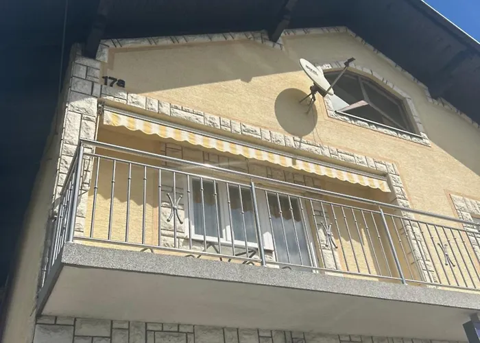 Astralis Factory Apartments- Fly